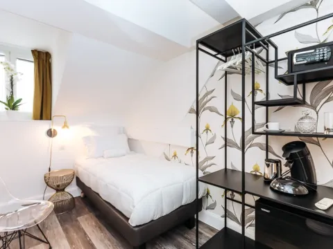 Arome Hotel